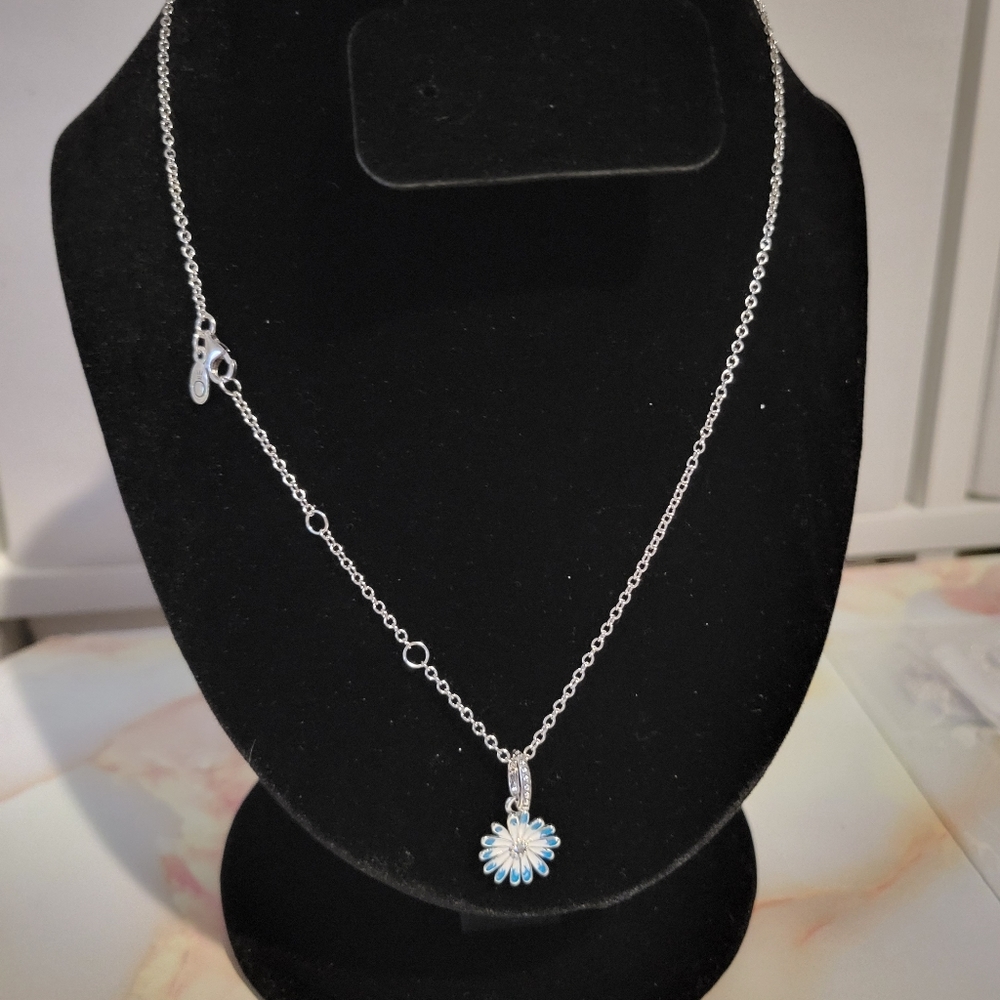 Pandora classic cable chain necklace with free retired pandora charm